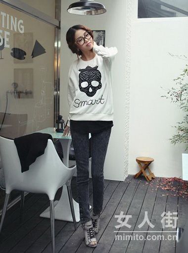 氣質迷人！甜范兒女生清新春裝搭配
