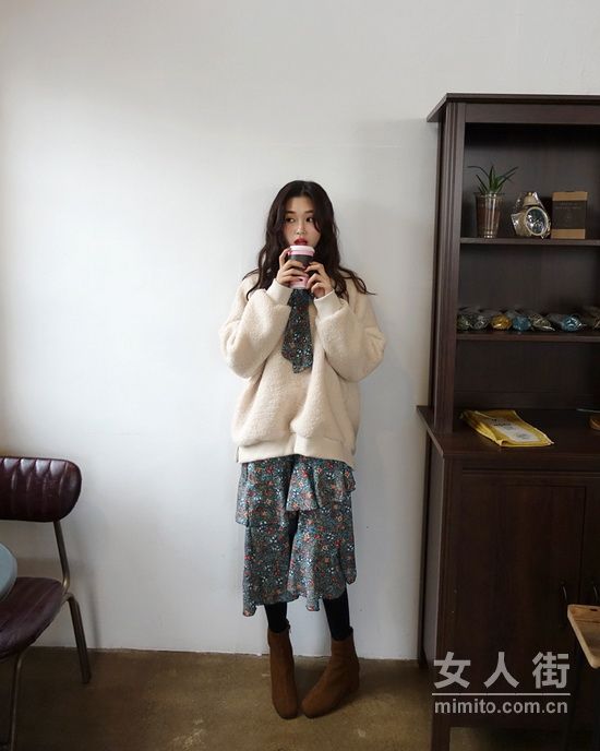 碎花裙子唯美浪漫，新年清新女神這樣穿