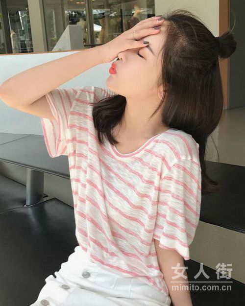 條紋T恤也可以讓你變得很軟妹