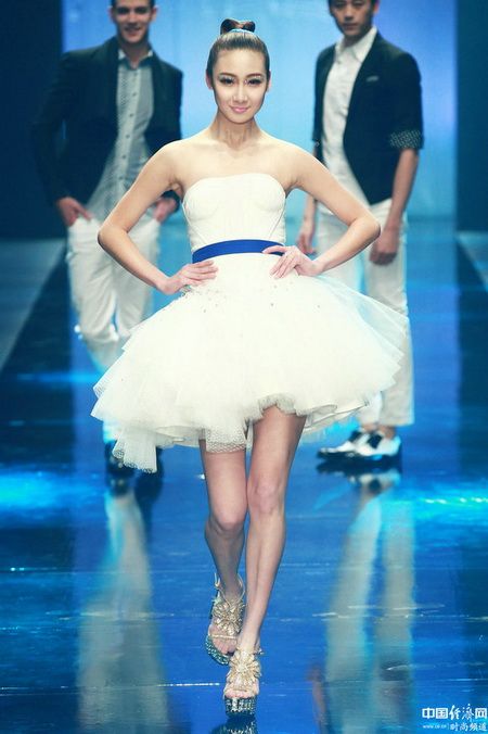 馬克·蝶麗奧娜2013婚禮服發布會